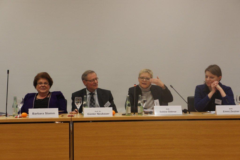 "Die Gesundheitspolitische Diskussion" auf der Jahreshauptversammlung 2015