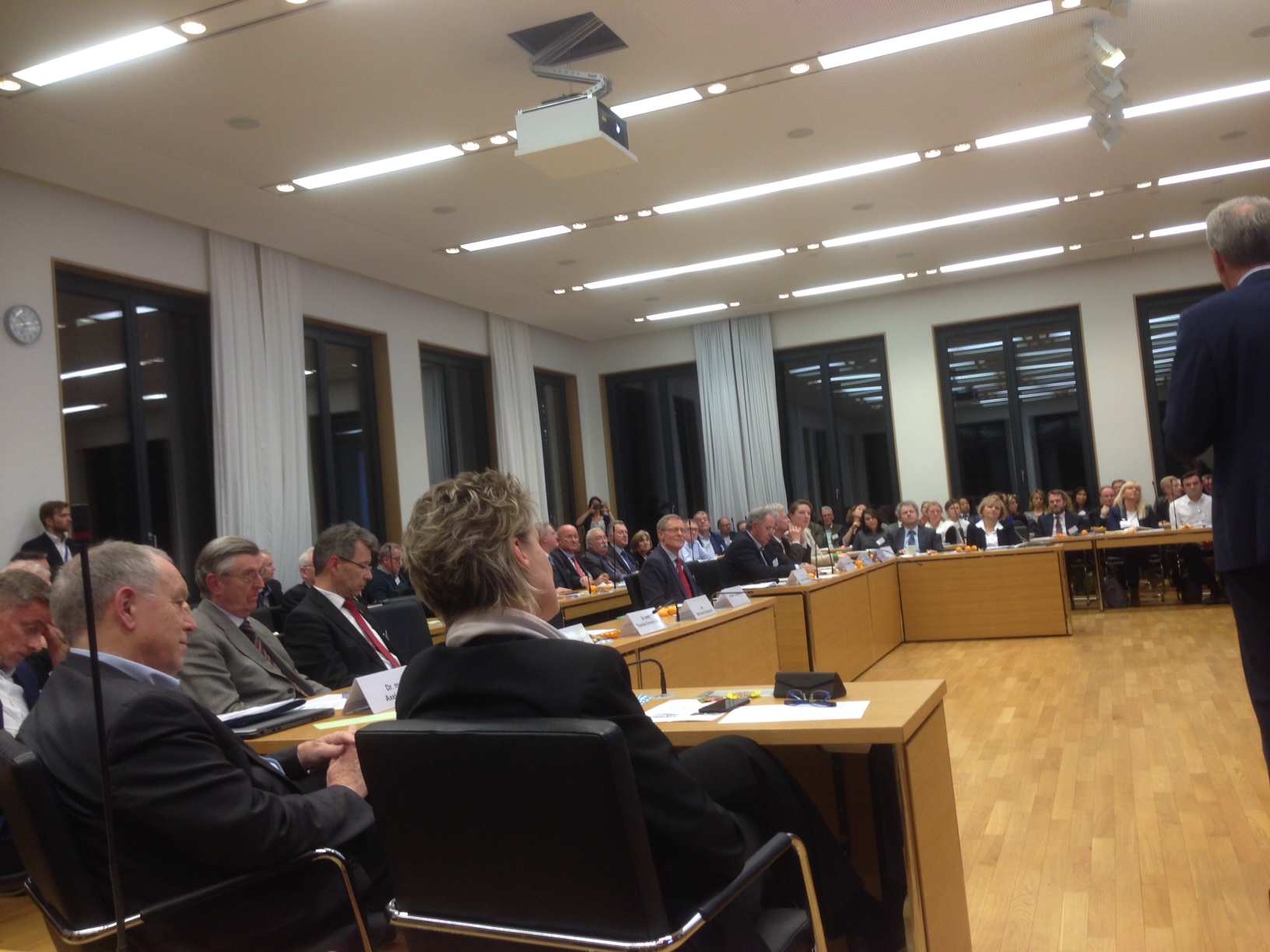 Diskussionsrunde der Jahreshauptversammlung von Health Care Bayern e.V. 2017